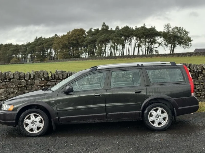 2006 Volvo XC70 D5 side profile, the test car for the WBAC Hexham mystery shop